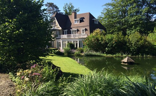 House in Uccle, Brussels, Belgium 1