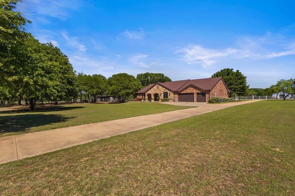 House in Tool, Texas, United States 2 - 18988634