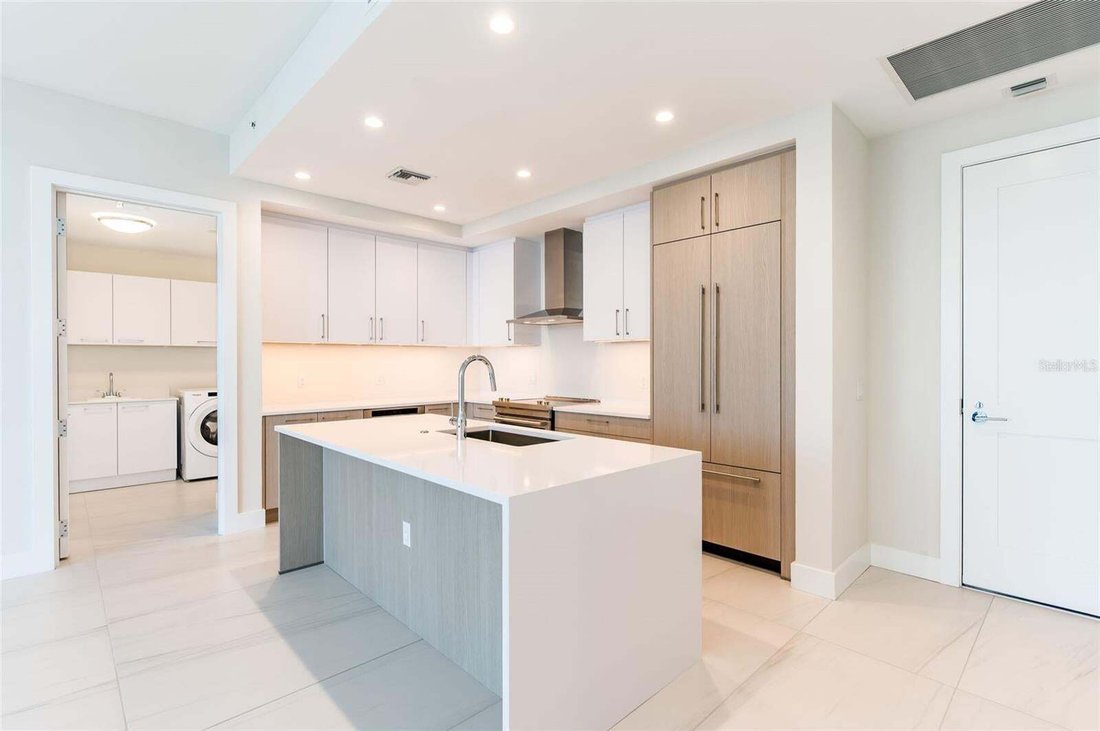 Condo in St. Petersburg, Florida, United States 3 - 18988379
