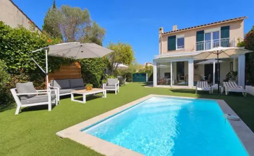 House in Les Cougoulins-Rastines, Antibes, France 1