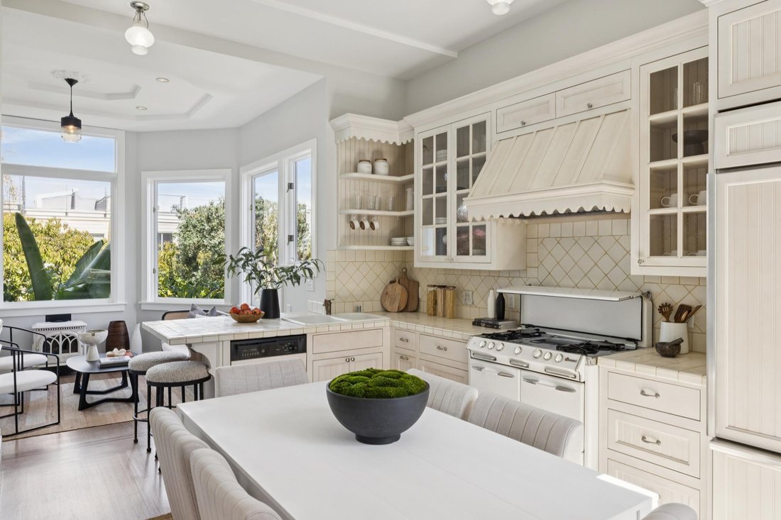 Condo in San Francisco, California, United States 5 - 18990489
