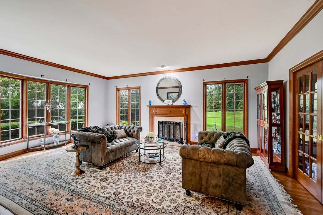 House in Oak Brook, Illinois, United States 5 - 18988227