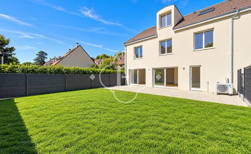 Maison à Saint Nicolas, Maisons-Laffitte, France 1