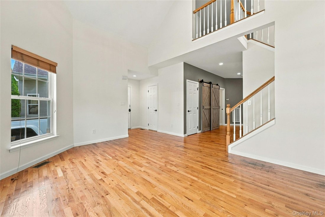 Condo in Centereach, New York, United States 3 - 18989322