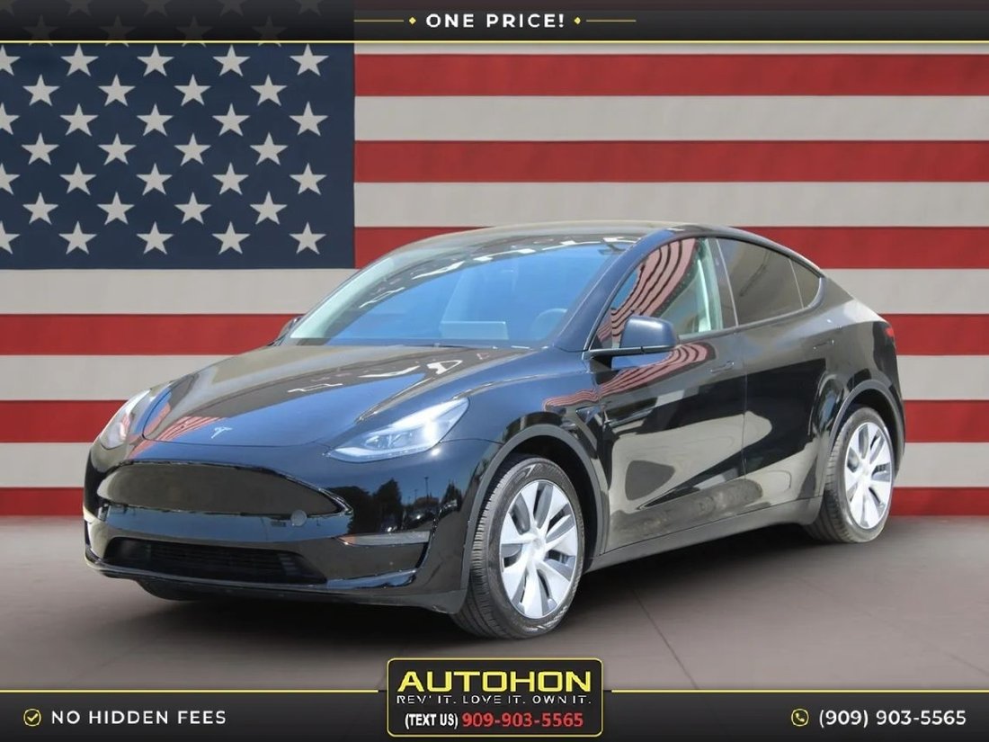 Suv in Fontana, CA, United States 1 - 18504495