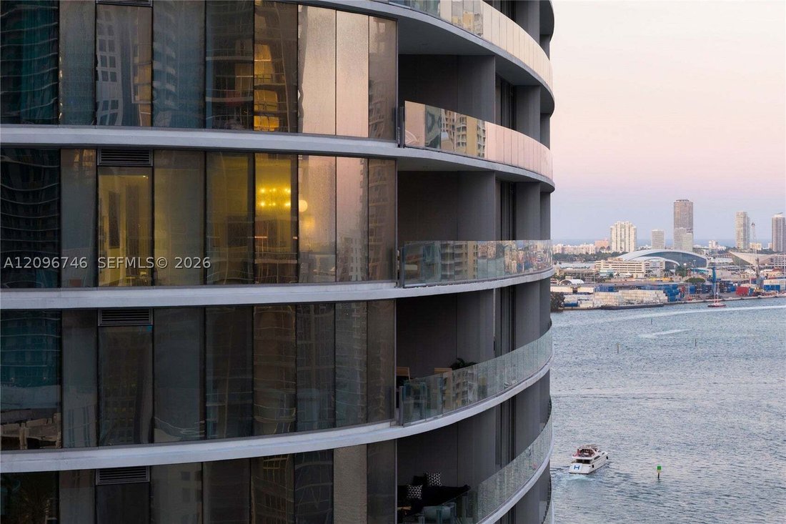 Condo in Miami, Florida, United States 2 - 18988327