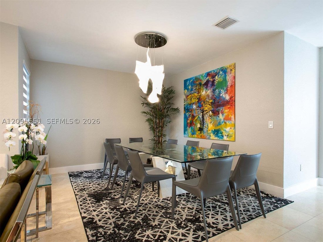 House in Doral, Florida, United States 5 - 18988273