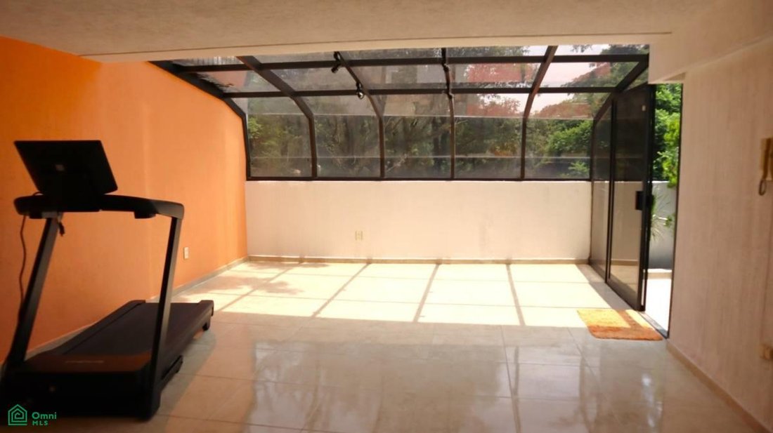 House in Mexico City, Mexico 5 - 18353392