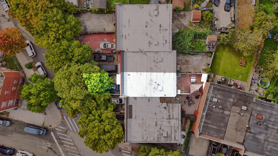 House in New York, New York, United States 2 - 18987370