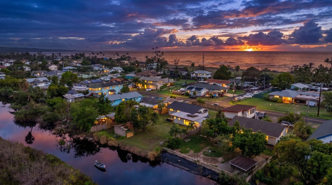House in Kekaha, Hawaii, United States 1 - 18987931