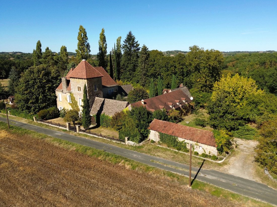Casa en Sarlat-la-Canéda, Nueva Aquitania, Francia 1 - 15227808