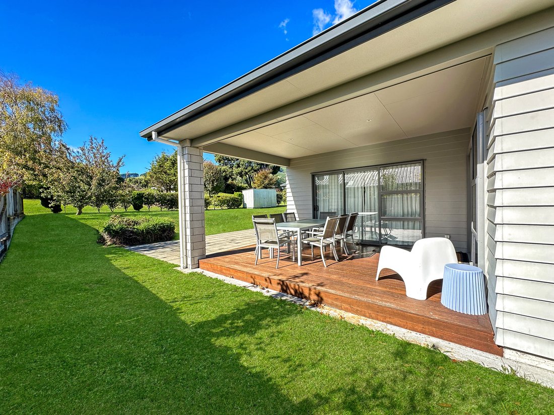 Kinloch, Waikato, New Zealand 4 - 18720688