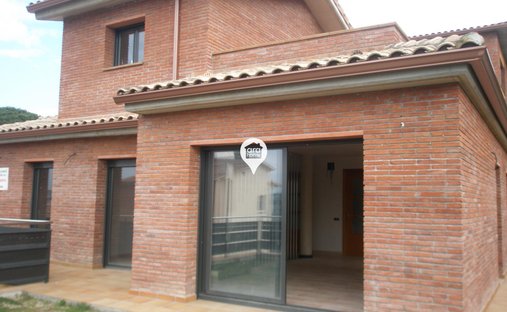House in la Roca del Valles, Catalonia, Spain 1