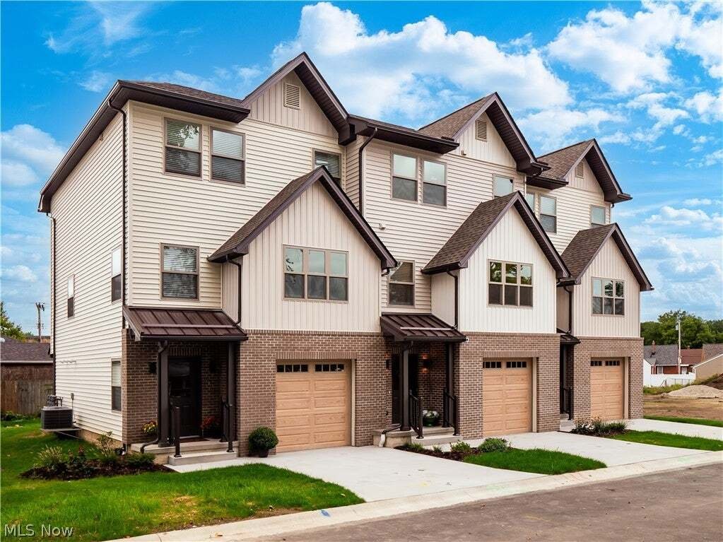 Townhouse in Cleveland, Ohio, United States 1 - 18703068