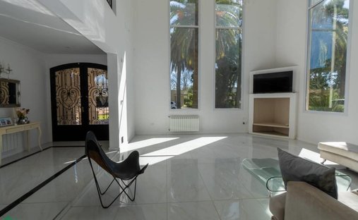 House in Arana, Buenos Aires Province, Argentina 1