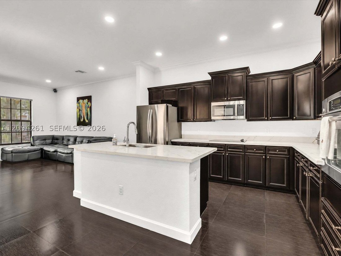 House in Pembroke Pines, Florida, United States 5 - 18988277