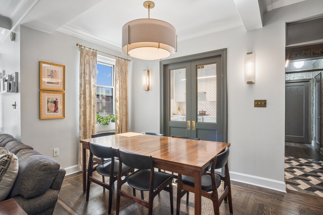 Co Op in New York, New York, United States 4 - 18989276