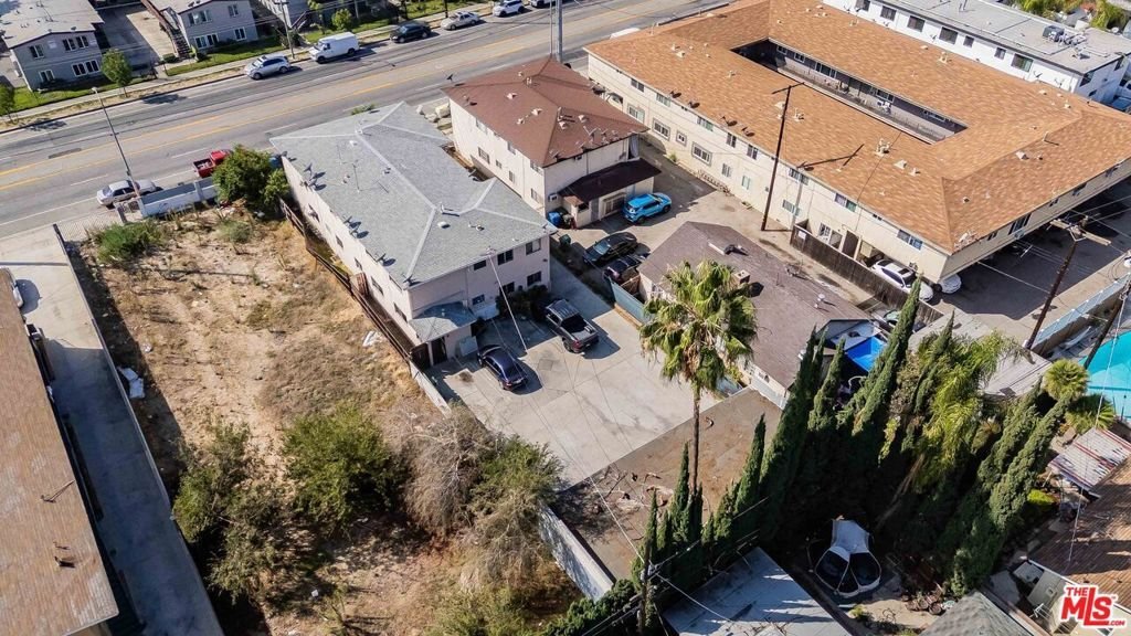 Los Angeles, California, United States 2 - 18988076