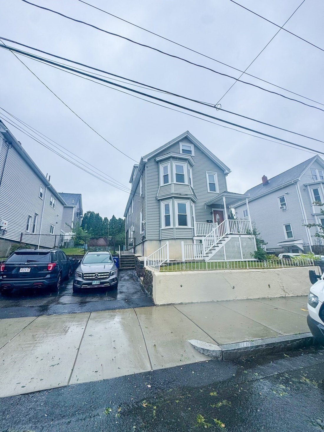 Chelsea, Massachusetts, United States 2 - 18990377