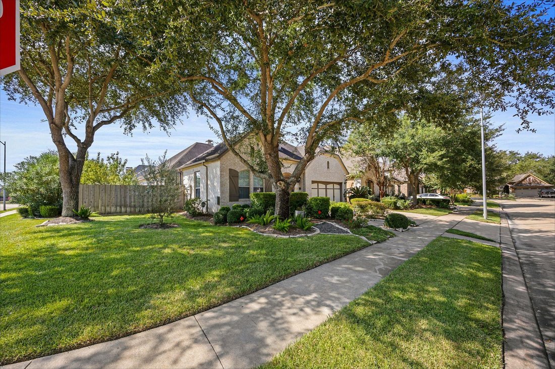 House in Sugar Land, Texas, United States 3 - 18989052