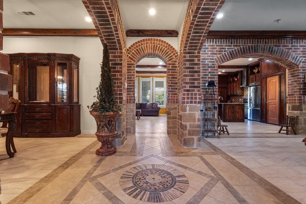 House in Tool, Texas, United States 4 - 18988634