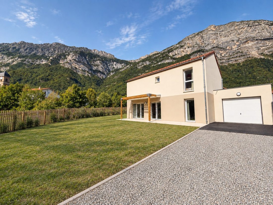 House in Saint-Paul-de-Varces, Auvergne-Rhône-Alpes, France 1 - 18990655