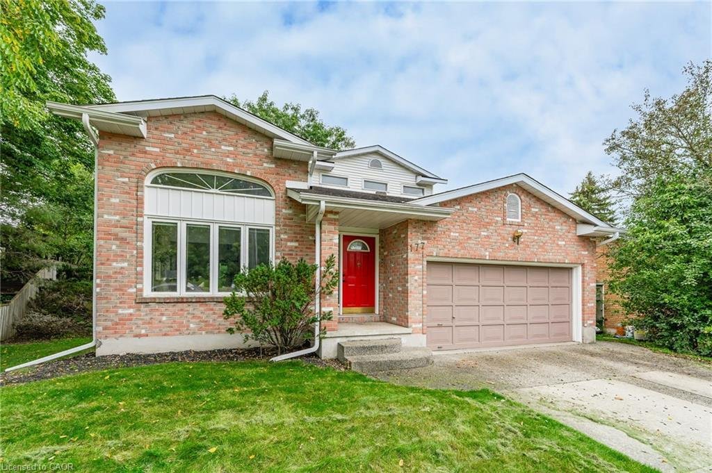 House in Waterloo, Ontario, Canada 1 - 18989581