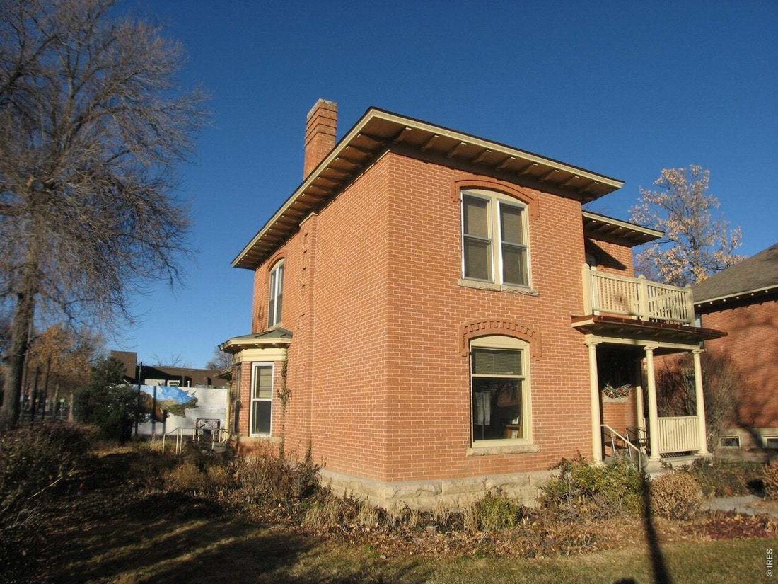 Fort Collins, Colorado, United States 3 - 18987719