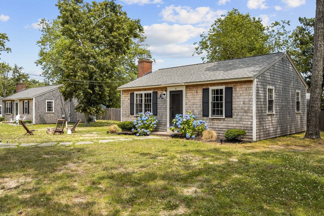 House in Dennis, Massachusetts, United States 2 - 18988253