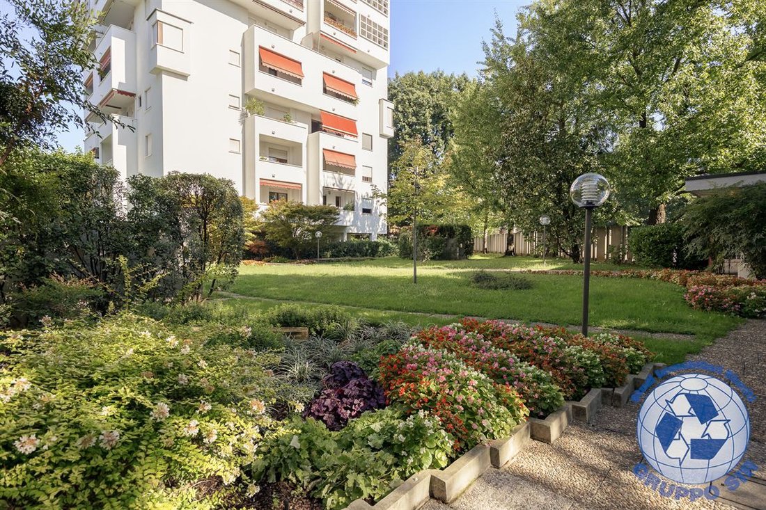 Penthouse in San Fruttuoso, Monza, Lombardy 1 - 18987641