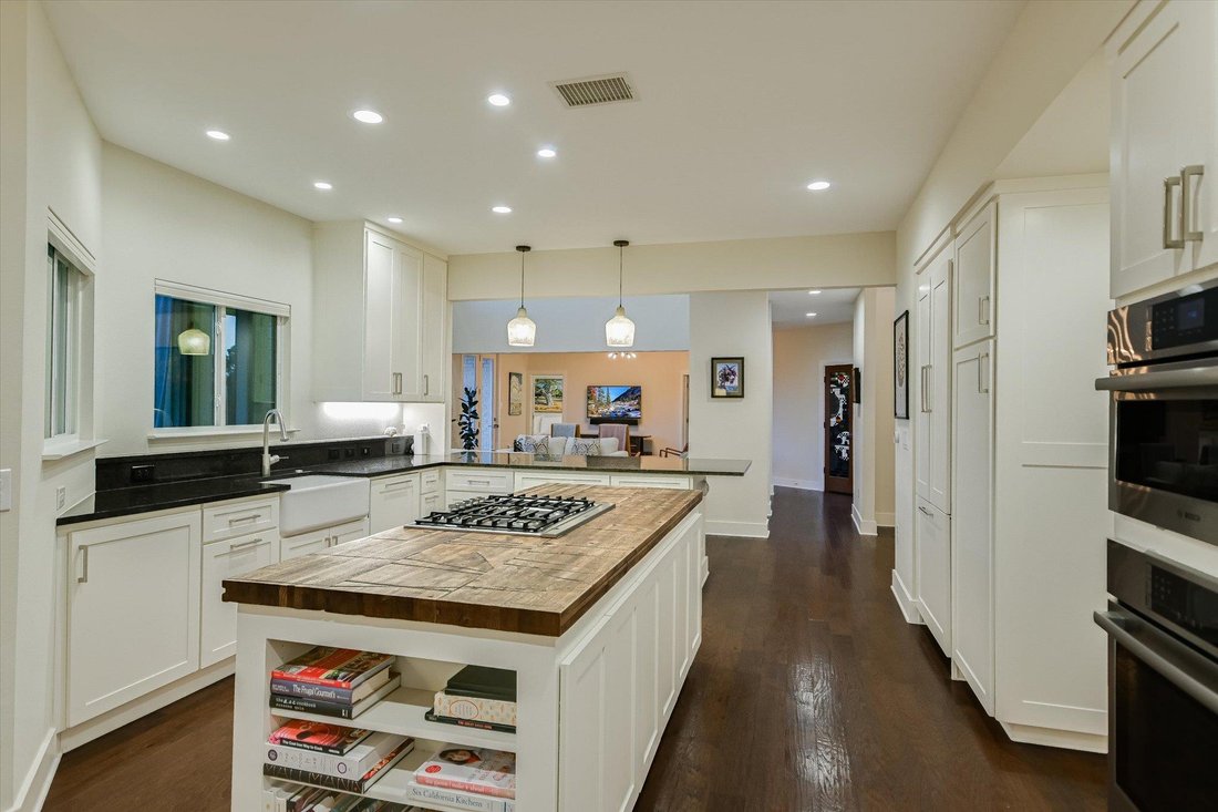 House in Austin, Texas, United States 5 - 18988481