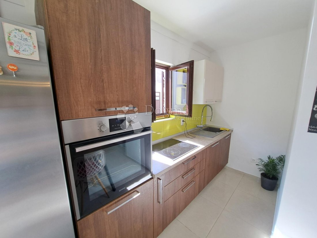 Apartment in Gradska cetvrt Varos, Sibenik, Sibenik-Knin County 3 - 18989400
