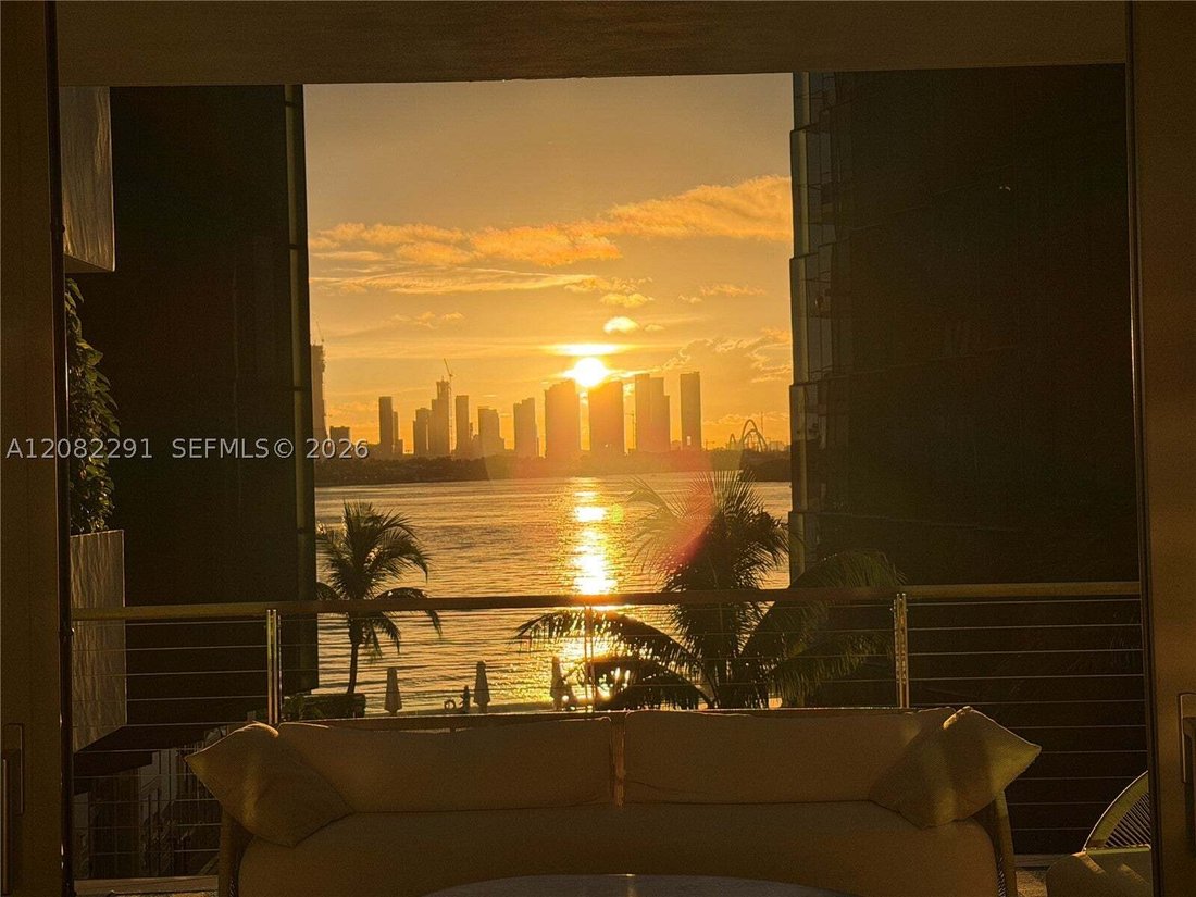 Condo in Miami Beach, Florida, United States 2 - 18779053