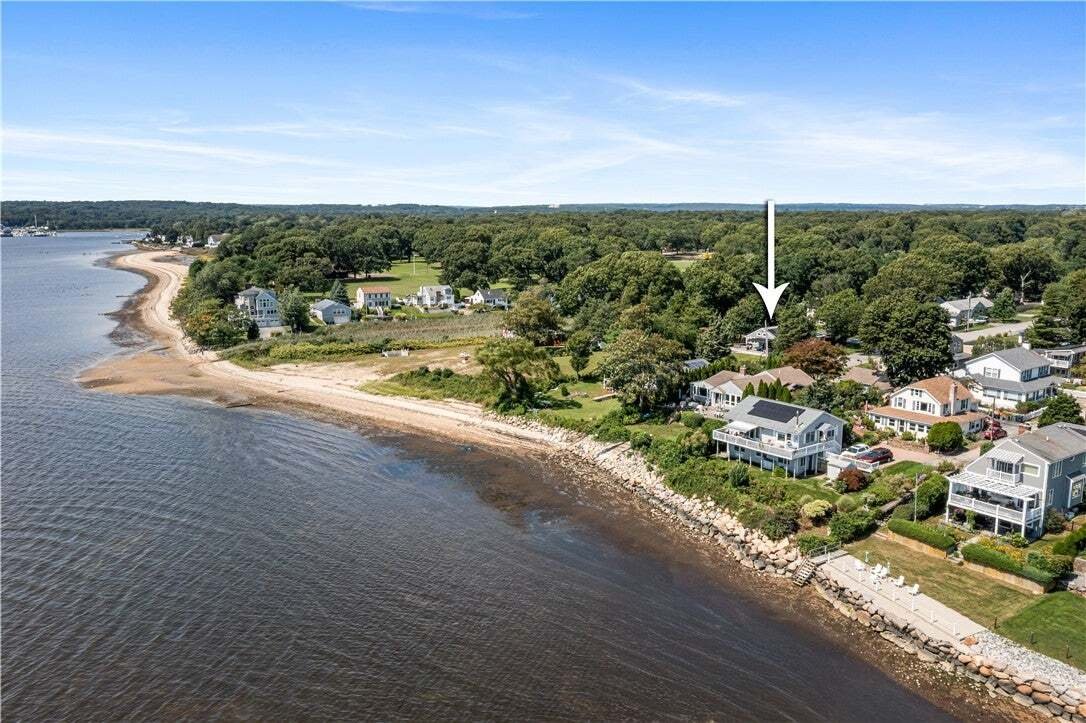House in Warwick, Rhode Island, United States 2 - 18987528