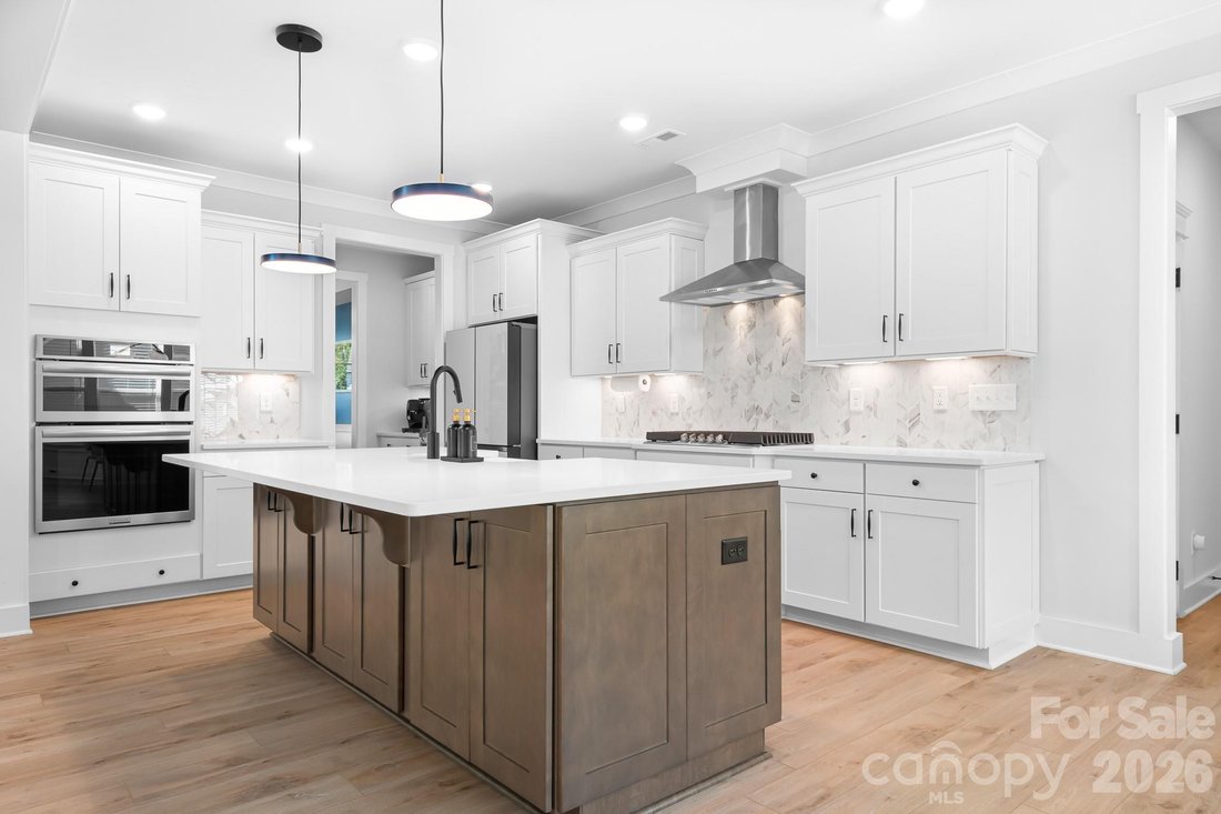 House in Huntersville, North Carolina, United States 5 - 18988835