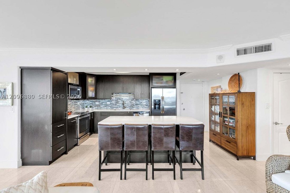Condo in Miami Beach, Florida, United States 3 - 18988285