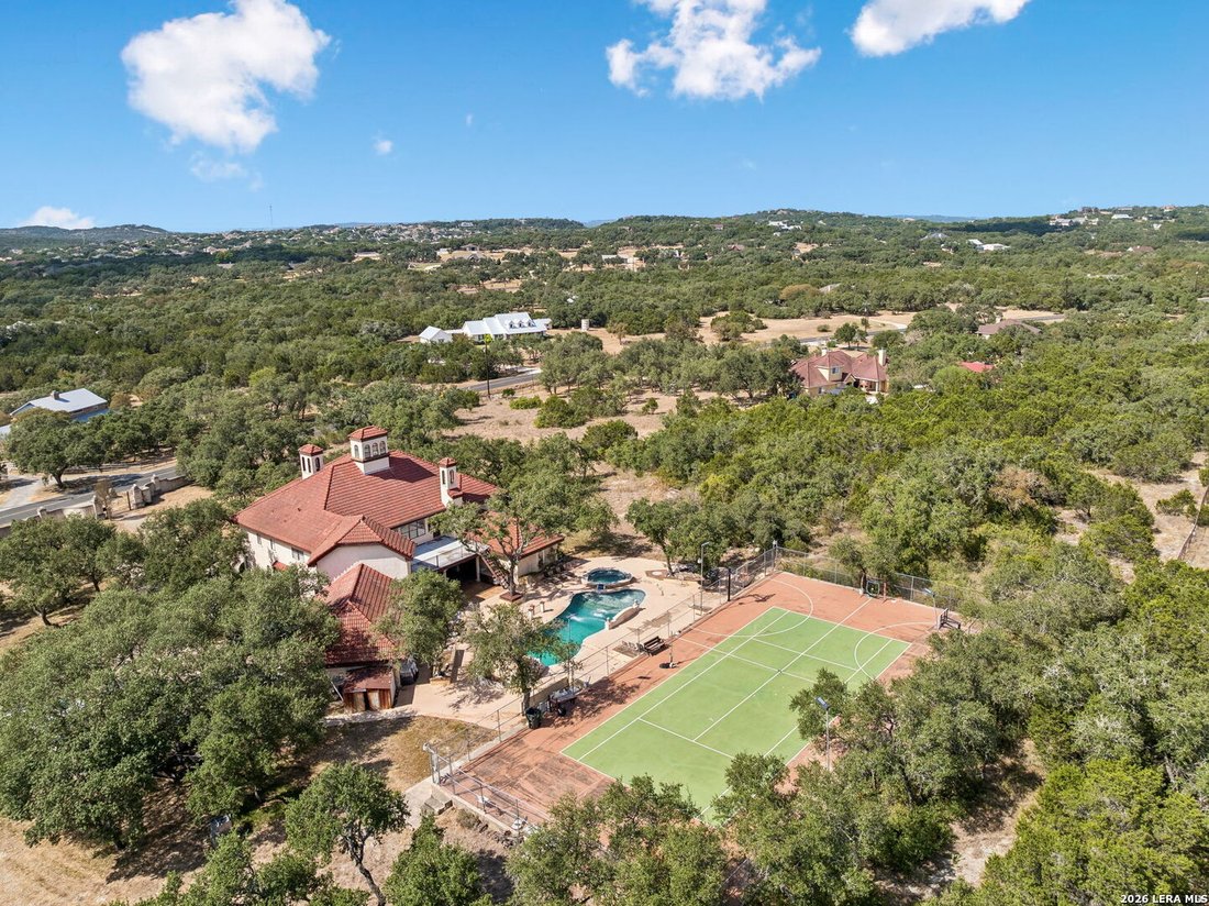 House in San Antonio, Texas, United States 4 - 18988830