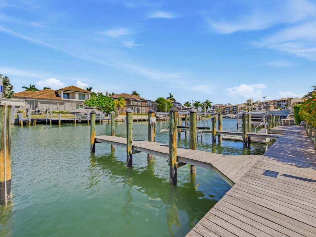 Condo in Marco Island, Florida, United States 4 - 18987525
