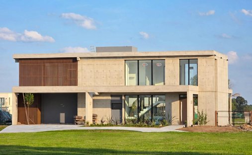 House in Esteban Echeverría, Buenos Aires Province, Argentina 1
