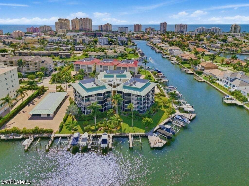 Condo in Marco Island, Florida, United States 3 - 18987631