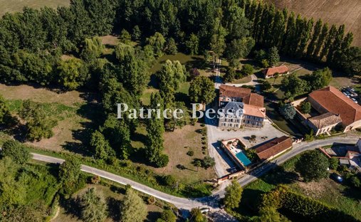 Casa en Mirambeau, Nueva Aquitania, Francia 1