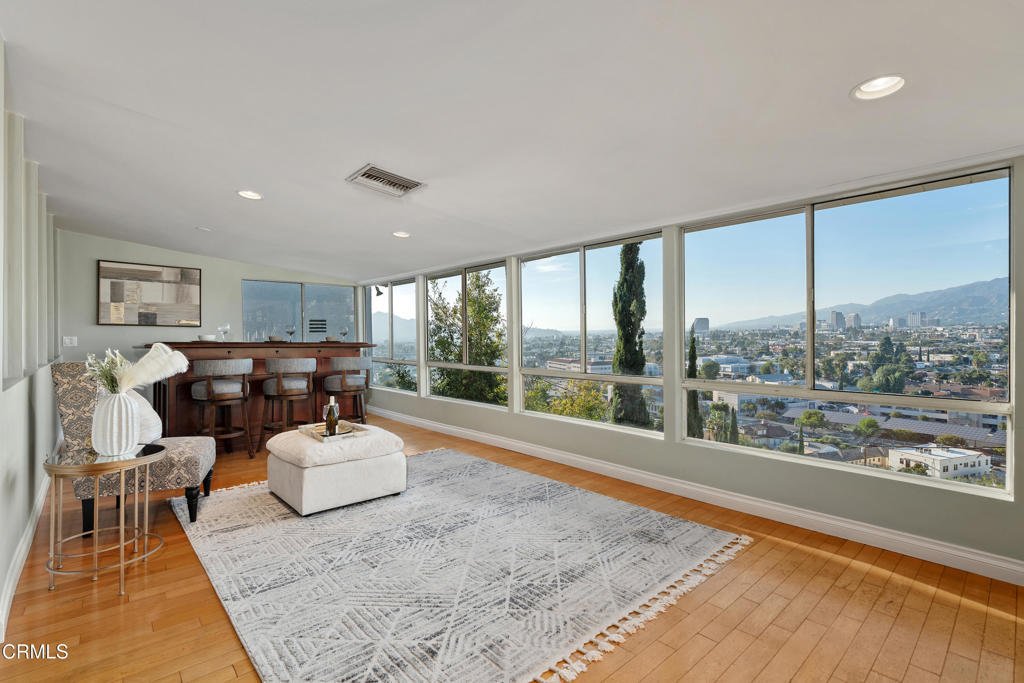 House in Glendale, California, United States 4 - 18989701