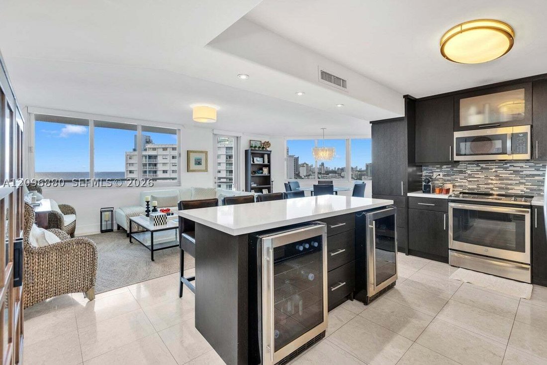 Condo in Miami Beach, Florida, United States 5 - 18988285