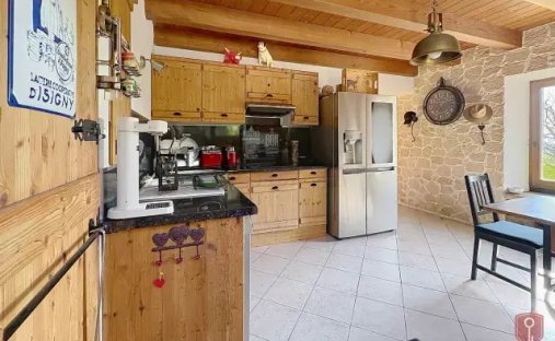 House in Savigny, Auvergne-Rhône-Alpes, France 1