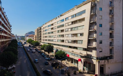 Apartment in Braga (Maximinos, Se e Cividade), Braga, Portugal 1