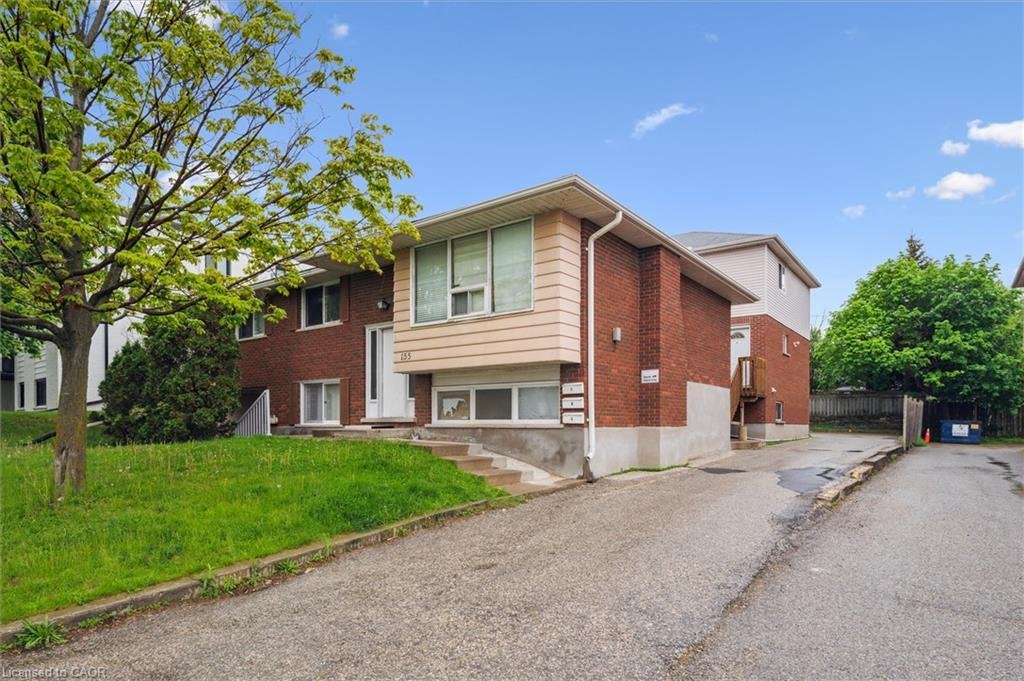 Waterloo, Ontario, Canada 5 - 18989578