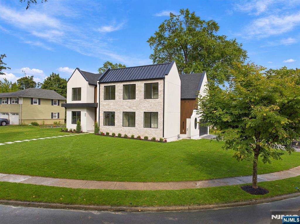 House in Glen Rock, New Jersey, United States 1 - 18990235