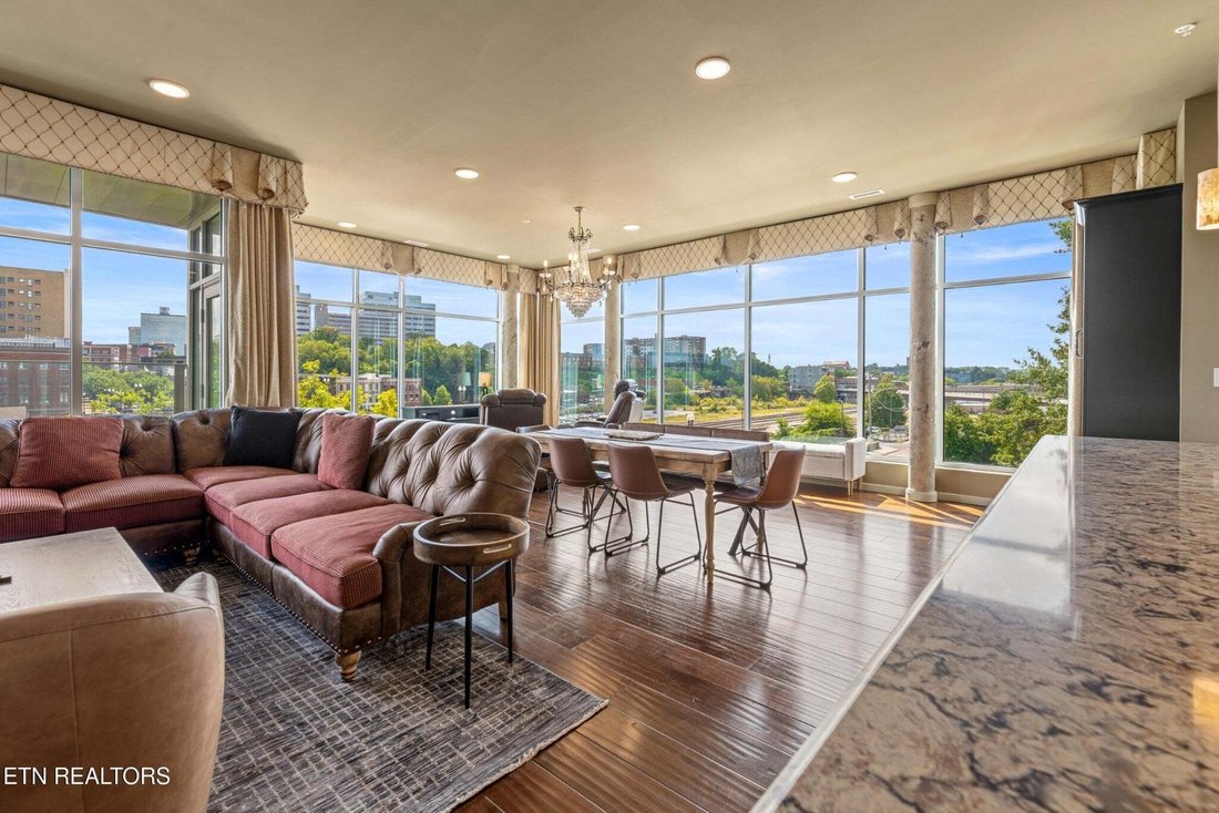 Condo in Knoxville, Tennessee, United States 2 - 18987655