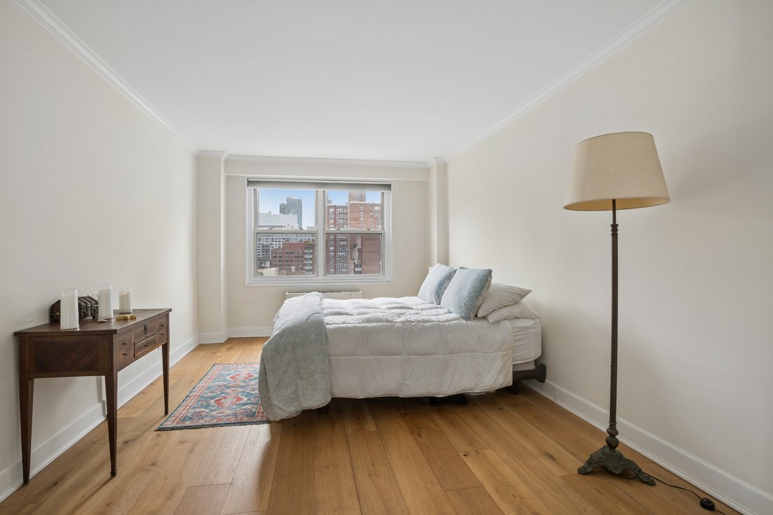 Co Op in New York, New York, United States 5 - 18989290