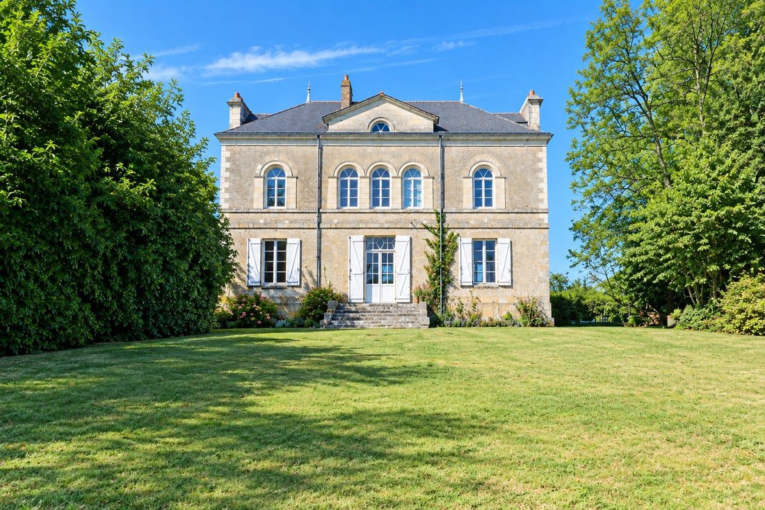 House in Gorges, Pays de la Loire, France 1 - 18990691